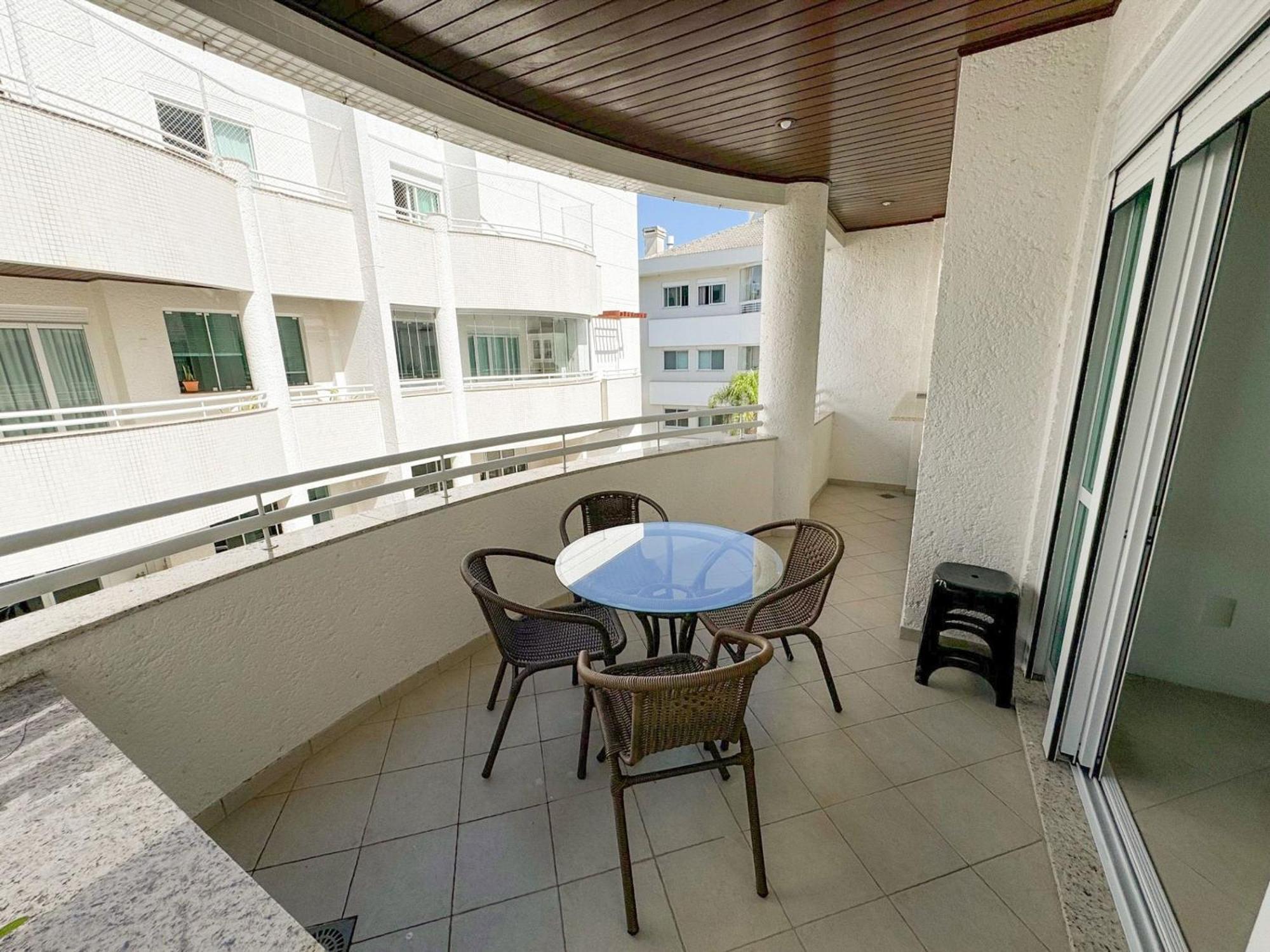 Apartamento Dolce Jurere Internacional *